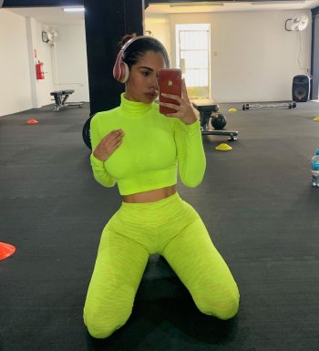 naidenfebrei - B7RzcqCAMiv.jpg