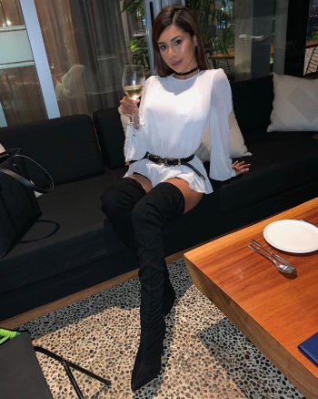 naidenfebrei - B8PzrvAg3y0.jpg