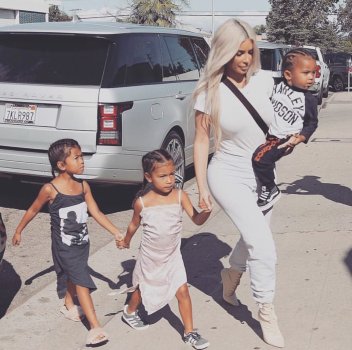 DPqt_55UEAAz53E.jpg large.jpg