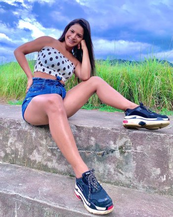 liz.andrade26 - B8KiVOhp9F6.jpg