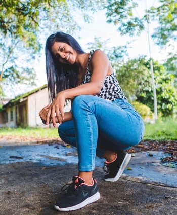 liz.andrade26 - B324FpBJhvq.jpg