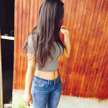 liz.andrade26 - BABEtNcEach.jpg