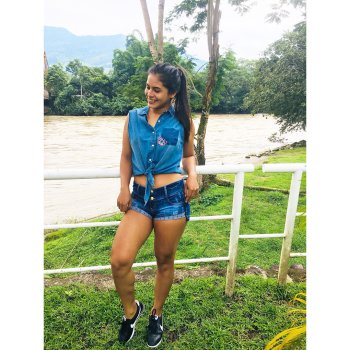 liz.andrade26 - BfhErU-gEad_BfhErKcAQ2_.jpg