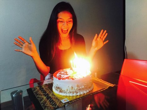 liz.andrade26 - BGc5pZpkaRk.jpg