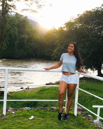 liz.andrade26 - BgOpS6mlsnl_BgOpH_JHSkq.jpg