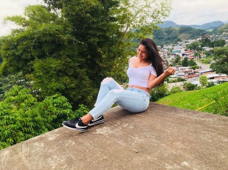 liz.andrade26 - BhaY0ZZgbyy.jpg