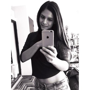 liz.andrade26 - BIngnZnhcnr.jpg