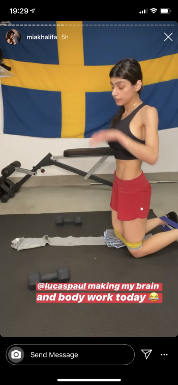 F13C151D-7B1D-4794-B5E8-2F746E4411AD.png F13C151D-7B1D-4794-B5E8-2F746E4411AD.png