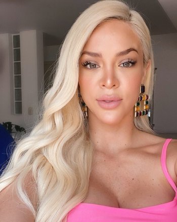 _sheyoficial_94831226_270236943995629_1061936191158589994_n.jpg _sheyoficial_94831226_270236943995629_1061936191158589994_n.jpg