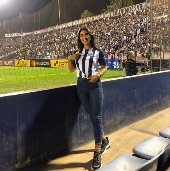 Romina Vignolo on Instagram_ _Cómo se extraña la c(JPG).jpg