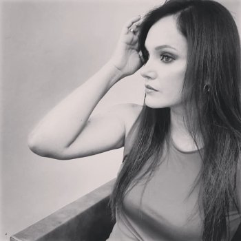 Perla Berríos on Instagram_ _Yo siempre elegí tus(JPG).jpg