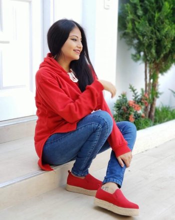 Nickol Sinchi on Instagram_ _Deja que tu sonrisa c(JPG).jpg