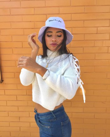 ROMINA VIGNOLO on Instagram_ _-- Magic sensation ⚡(JPG).jpg