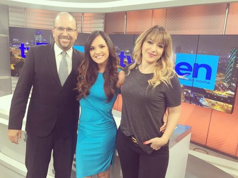 Perla Berríos on Instagram_ _Cuando trabajas con d(JPG).jpg