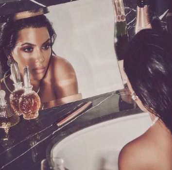 Screenshot-2018-1-8 Kim Kardashian West ( kimkardashian) • Instagram photos and videos.jpg