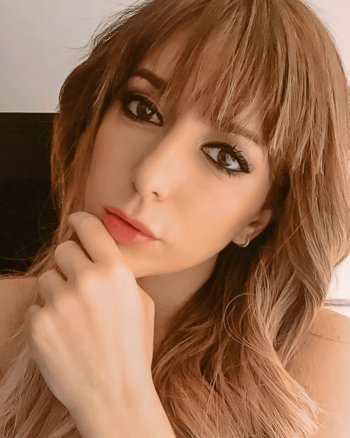 Carolina Salvatore ---------------- on Instagram_(JPG)_1.jpg