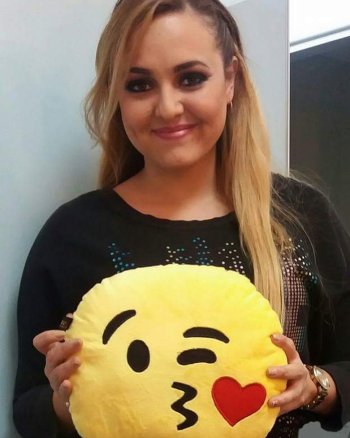 _iconoceme__emoji shared a photo on Instagram_ __c(JPG).jpg _iconoceme__emoji shared a photo on Instagram_ __c(JPG).jpg