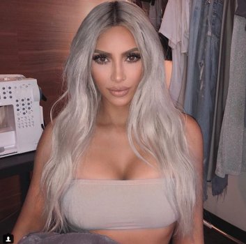 Screenshot-2018-1-23 Kim Kardashian West ( kimkardashian) • Instagram photos and videos.jpg