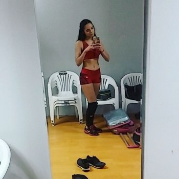 V A L E R I A  F L Ó R E Z on Instagram_ _Reto de(JPG).jpg