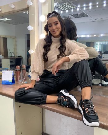 ROMINA VIGNOLO on Instagram_ _Sonríe que te ves m_0(JPG).jpg