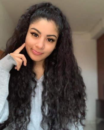 Molly Gereda on Instagram_ _-- CON FE❤️__CA_RowyHn_0(JPG).jpg