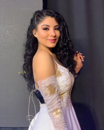 Molly Gereda on Instagram_ _LO QUE MÁS AMO--❤️__CC(JPG).jpg