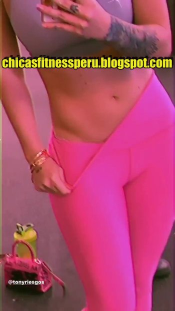 leslieshaw~1599165357~2390294766236685195_184141023 - 00_00_08.17 copia.jpg