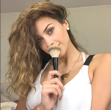 Screenshot-2018-2-20 MILETT FIGUEROA ( milettfigueroaoficial) • Fotos y videos de Instagram.jpg