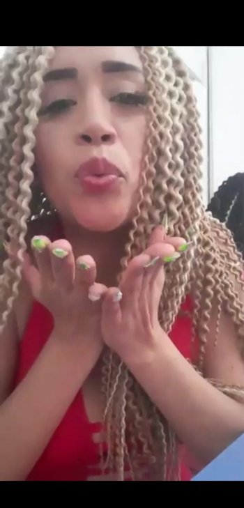 Screenshot_2020-09-10-15-13-04-919_com.miui.video.jpg Screenshot_2020-09-10-15-13-04-919_com.miui.video.jpg