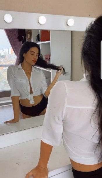 Screenshot_20200924-092439_Video Player.jpg