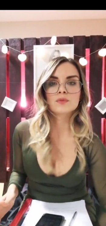 Screenshot_20201001_104832_com.instagram.android.jpg Screenshot_20201001_104832_com.instagram.android.jpg