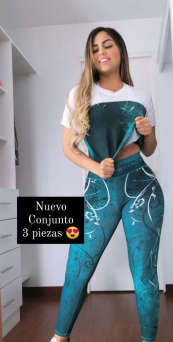 vravaactivewear_122728990_405837957089716_7247904908721694741_n.jpg