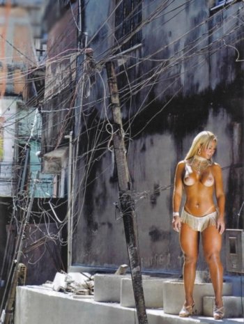 Revista Playboy - Valesca popozuda pelada 20090024-00.jpg