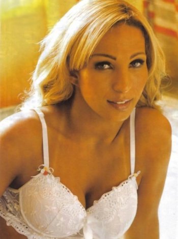 Revista Playboy - Valesca popozuda pelada 20090033-00.jpg