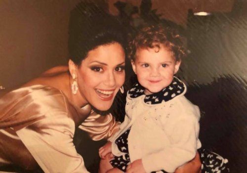 ALITHU ROBINSON HOY Y ANTES (2).jpg