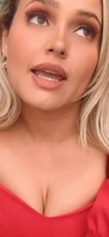 Screenshot_20201123-190640_Video Player.jpg